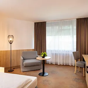 Hotel Plaza Hotel&living Frankfurt